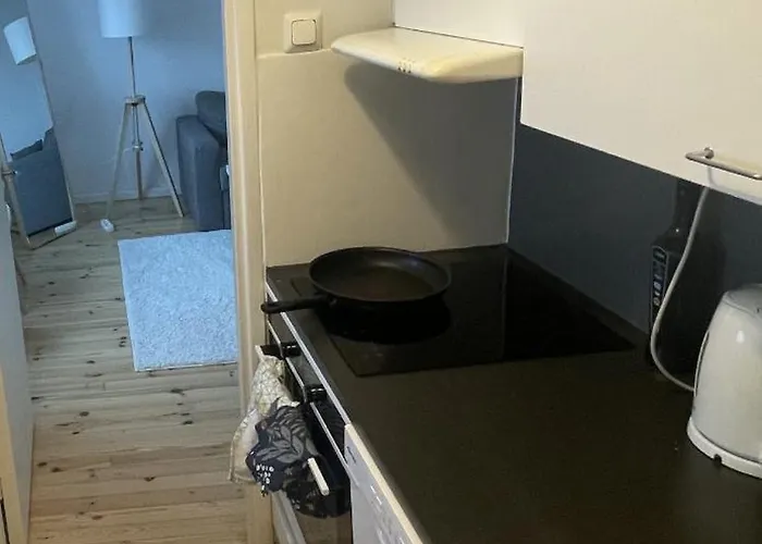 Δωμάτια σε οικογενειακή κατοικία Cozy Lake View By City Center *